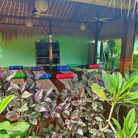 Bed and Breakfast Island Garden Huts Lembongan Екстер'єр фото