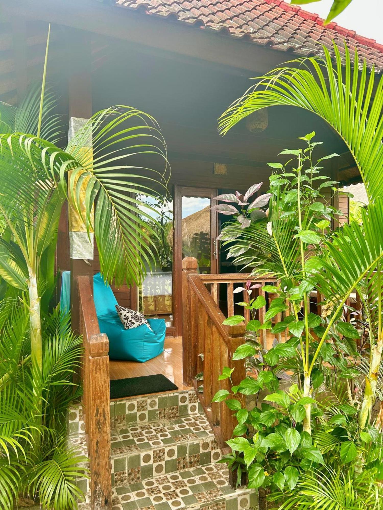 Bed and Breakfast Island Garden Huts Lembongan Екстер'єр фото