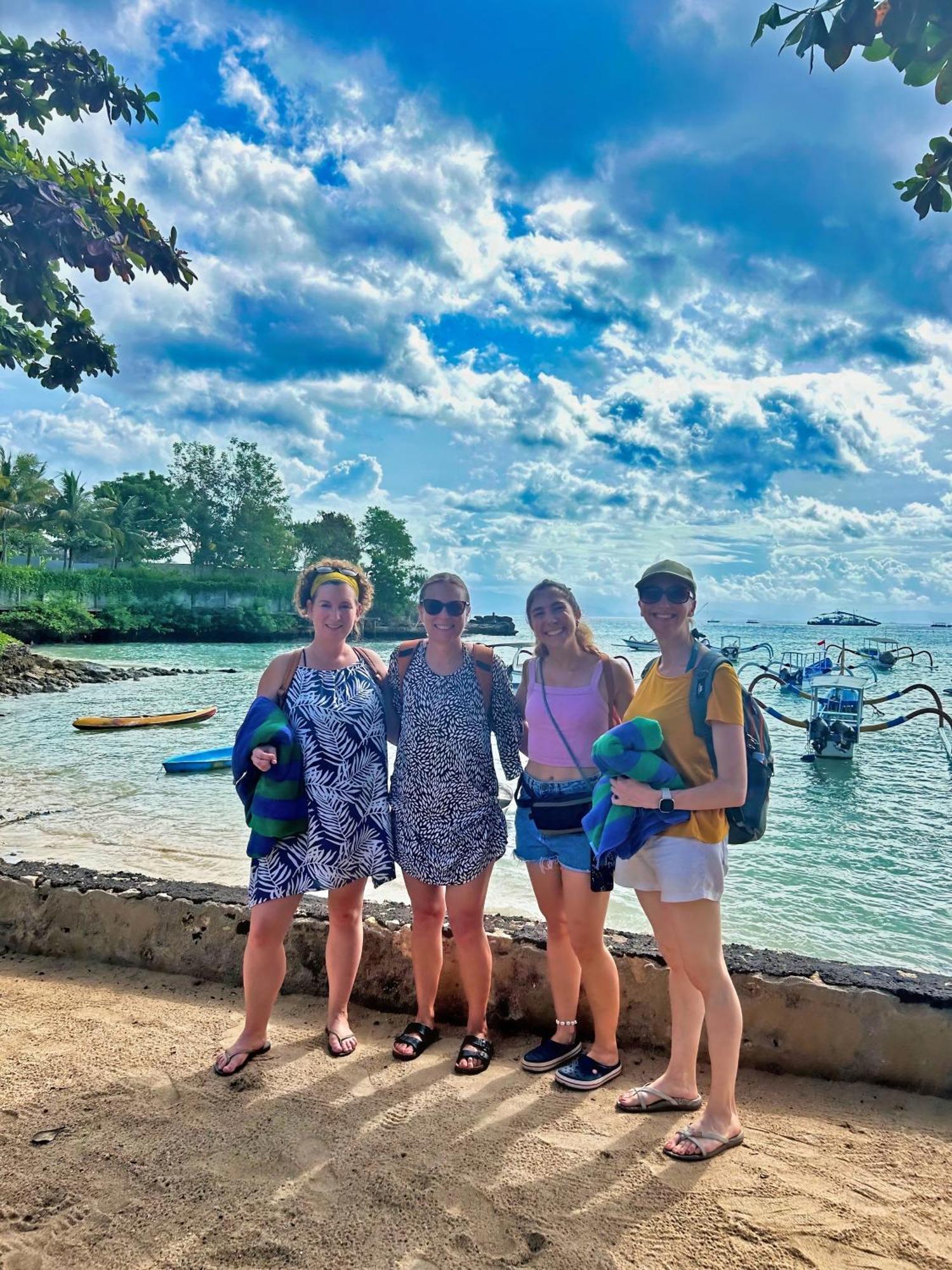 Bed and Breakfast Island Garden Huts Lembongan Екстер'єр фото