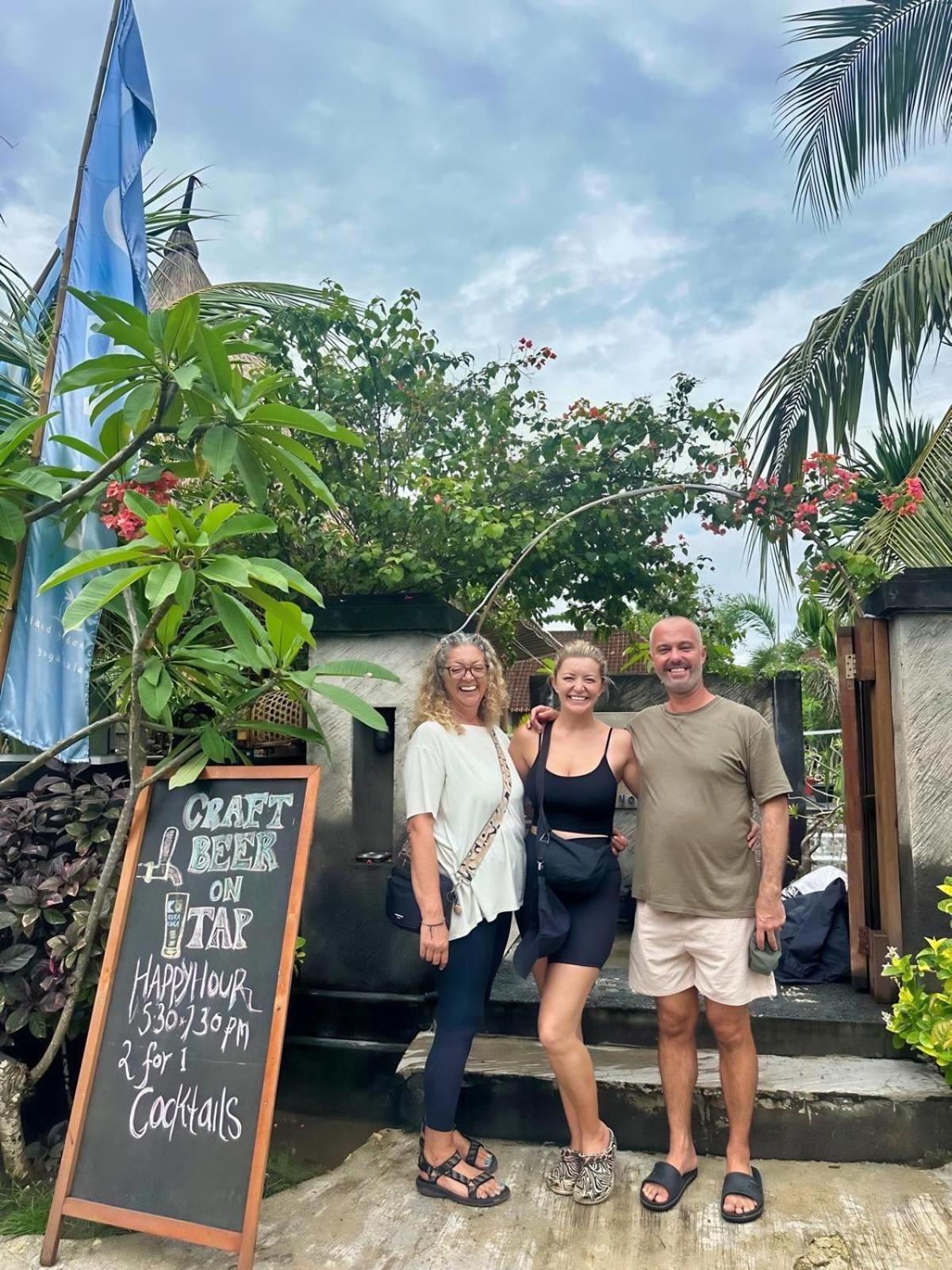 Bed and Breakfast Island Garden Huts Lembongan Екстер'єр фото